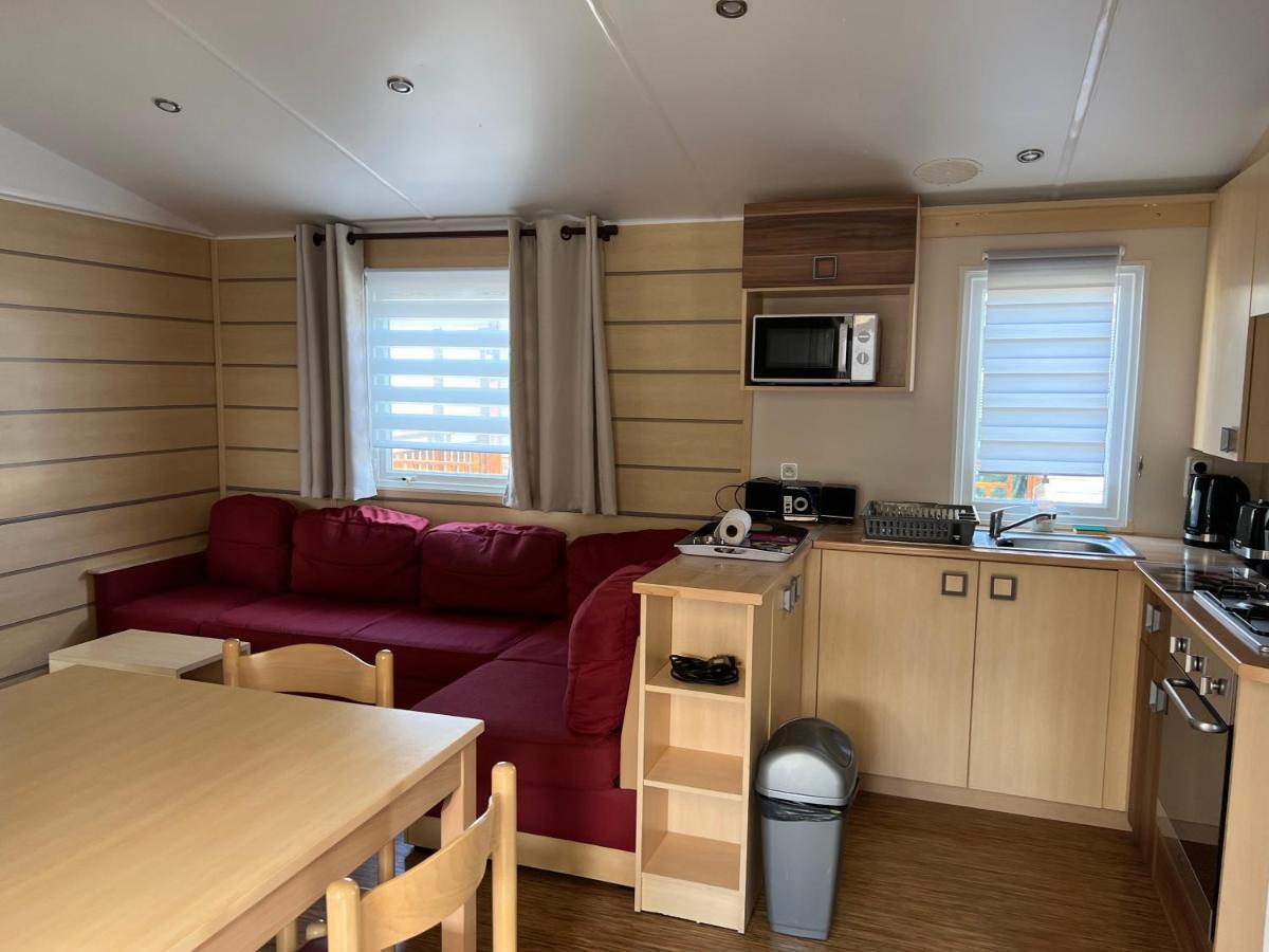 Mobilhome 4 Ca61 Vias Εξωτερικό φωτογραφία